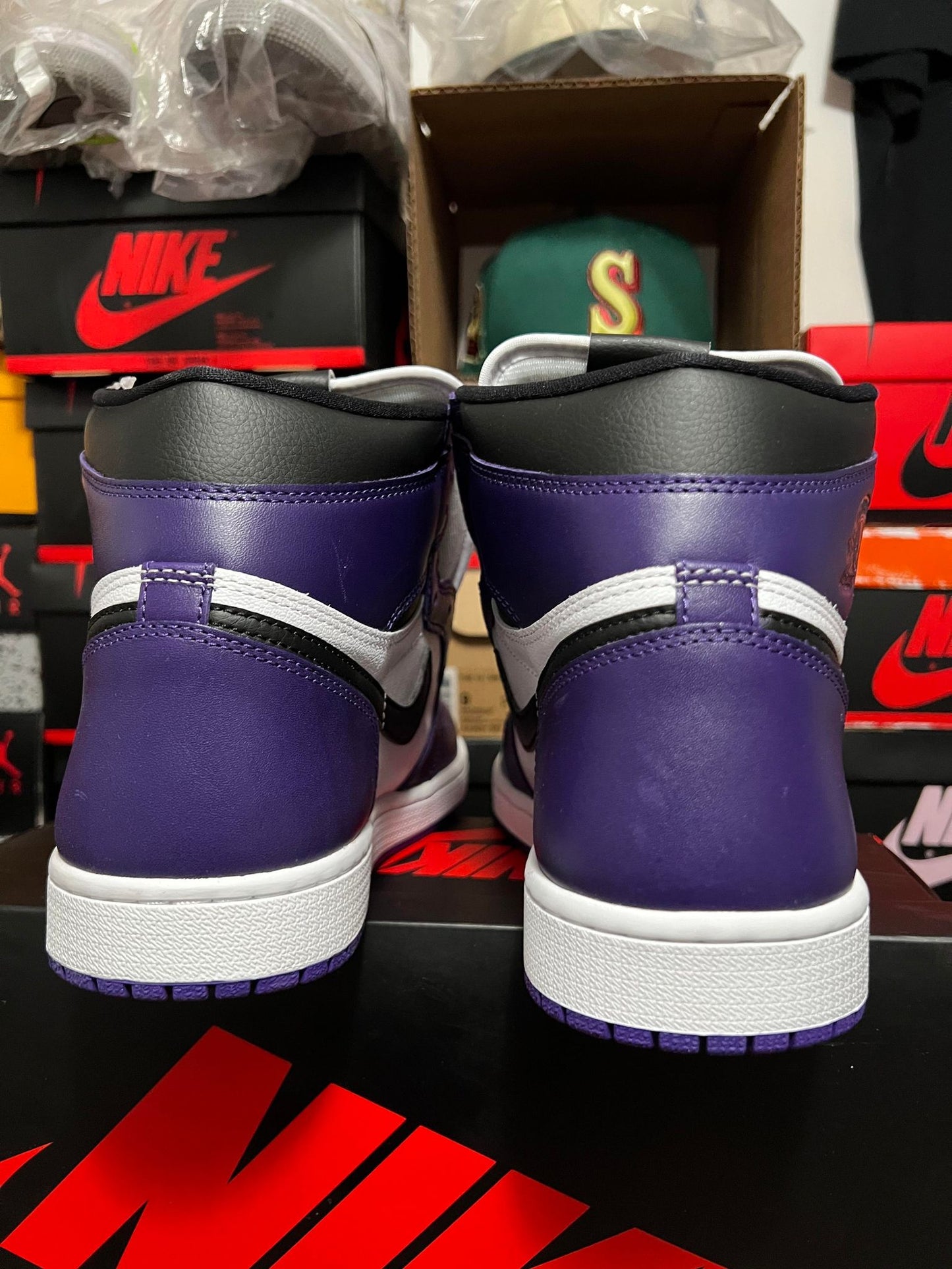 JORDAN 1 COURT PURPLE 2.0 SIZE 10.5